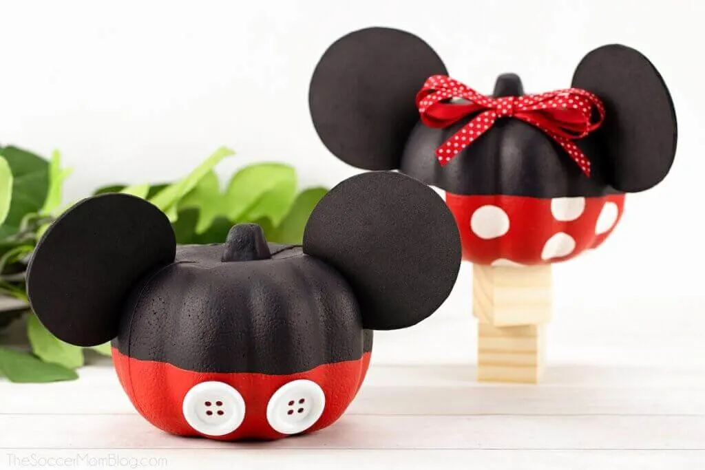 Micky and minnie mouse no carve pumpkin decorating idea
